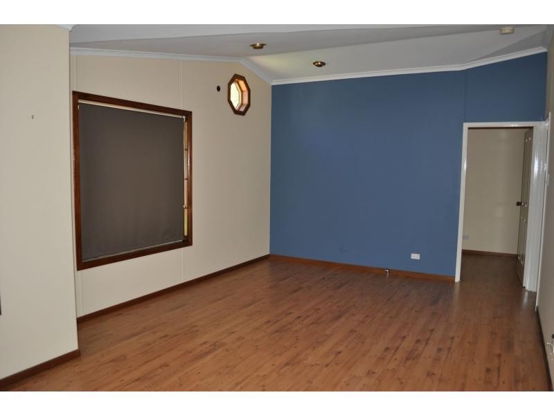 7 Emeroo Street, Roxby Downs SA 5725