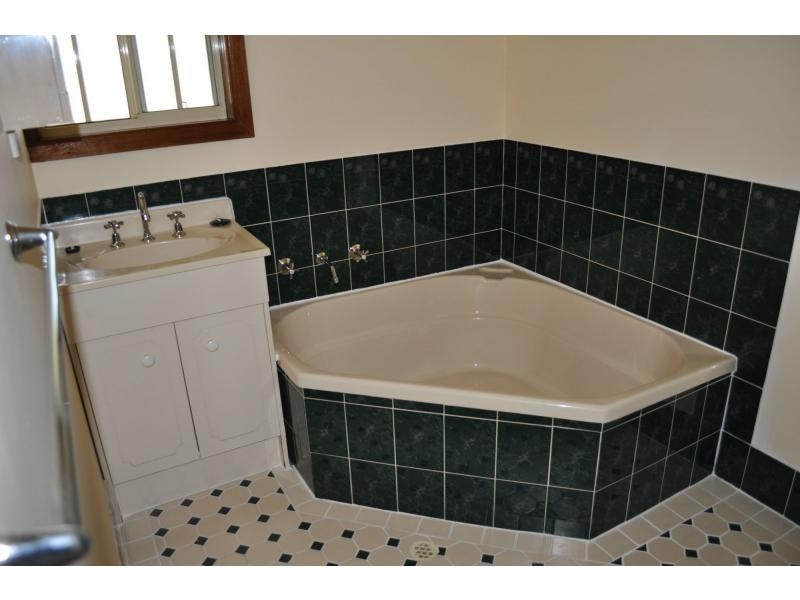 7 Emeroo Street, Roxby Downs SA 5725