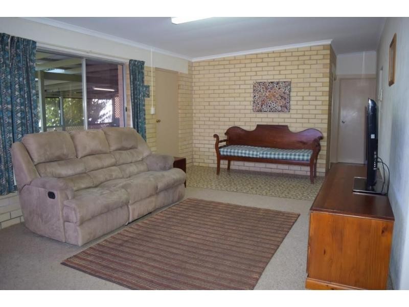 4 Eyre Road, Crystal Brook SA 5523