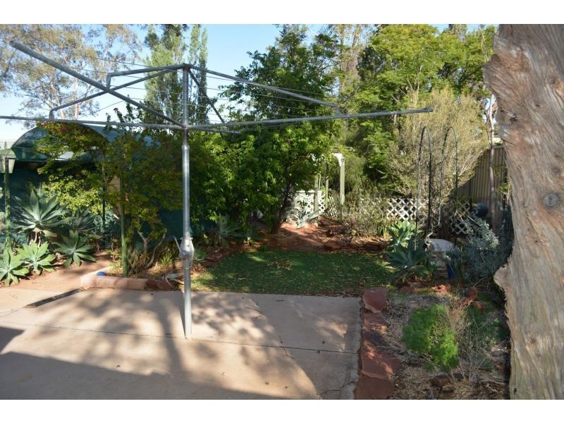 113 STUART Road, Roxby Downs SA 5725