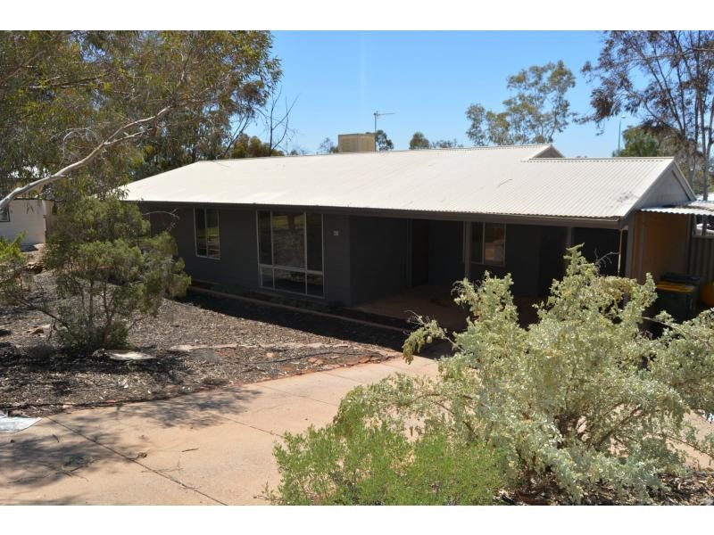 26 Wangianna Street, Roxby Downs SA 5725