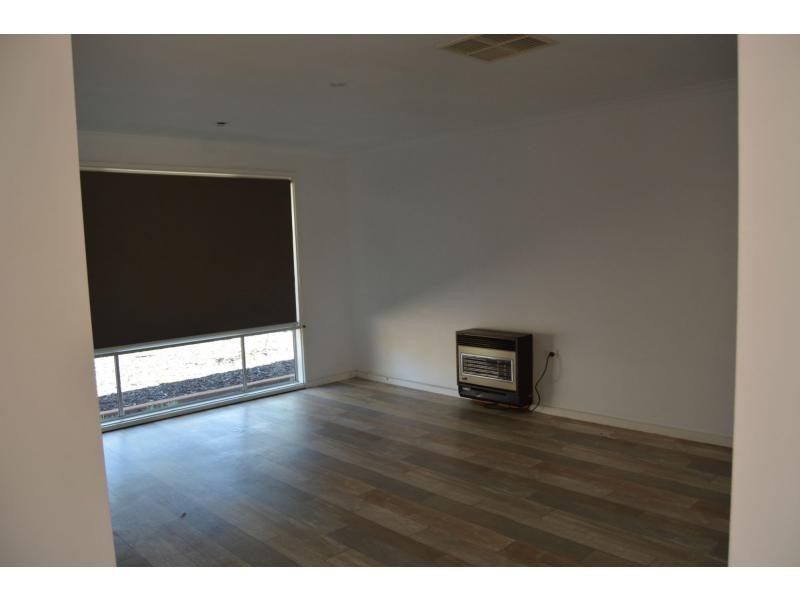 26 Wangianna Street, Roxby Downs SA 5725