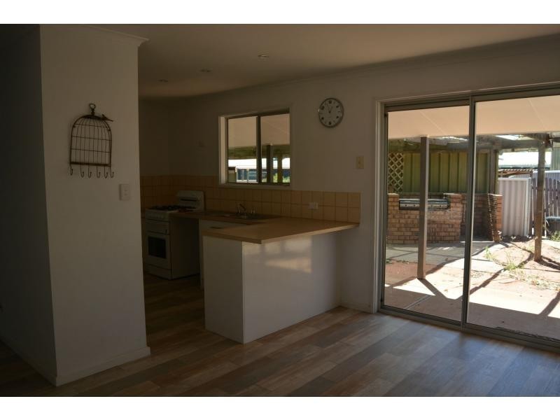26 Wangianna Street, Roxby Downs SA 5725