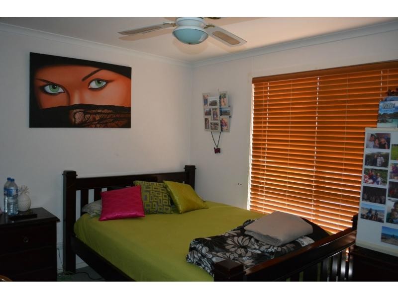 17 FINNISS STREET, Roxby Downs SA 5725