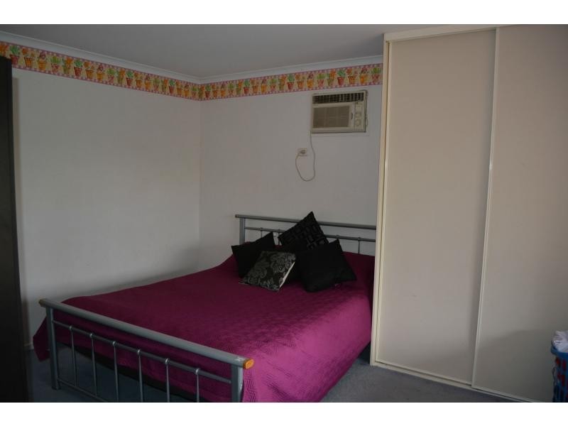 17 FINNISS STREET, Roxby Downs SA 5725