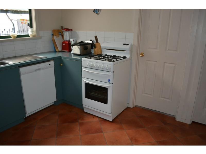 17 FINNISS STREET, Roxby Downs SA 5725