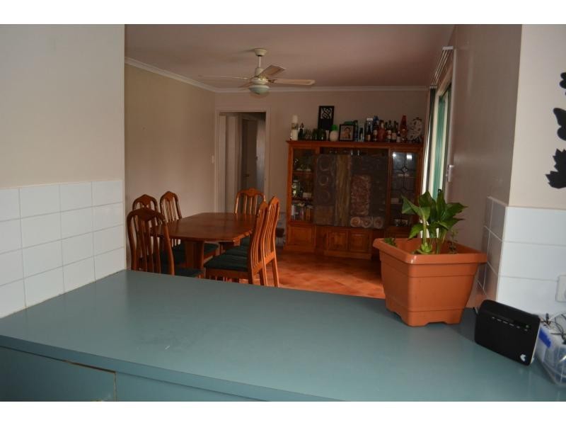 17 FINNISS STREET, Roxby Downs SA 5725