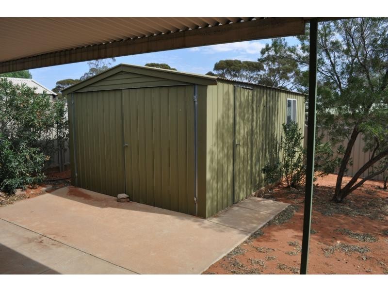 11 Mirra Street, Roxby Downs SA 5725