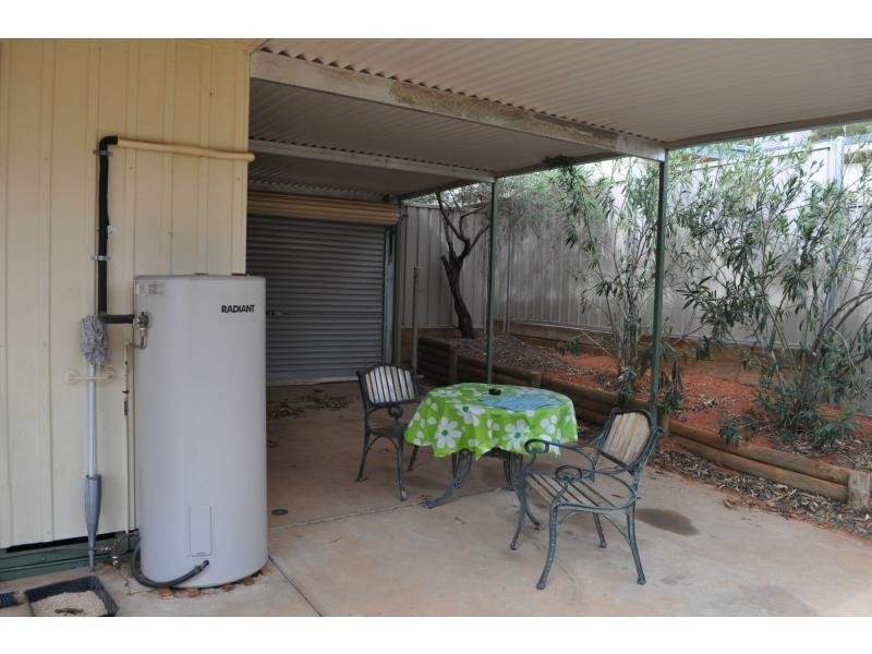 11 Mirra Street, Roxby Downs SA 5725