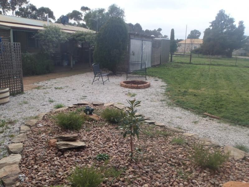 16 South Terrace, Jamestown SA 5491