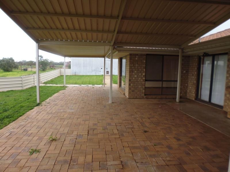 104 Scenic Drive, Napperby SA 5540