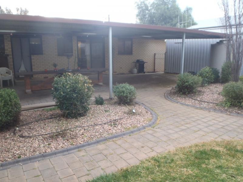 11 Clyde Street, Jamestown SA 5491