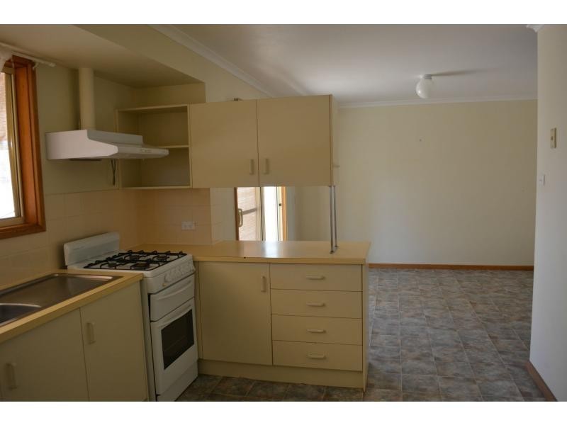 66 Pioneer Drive, Roxby Downs SA 5725