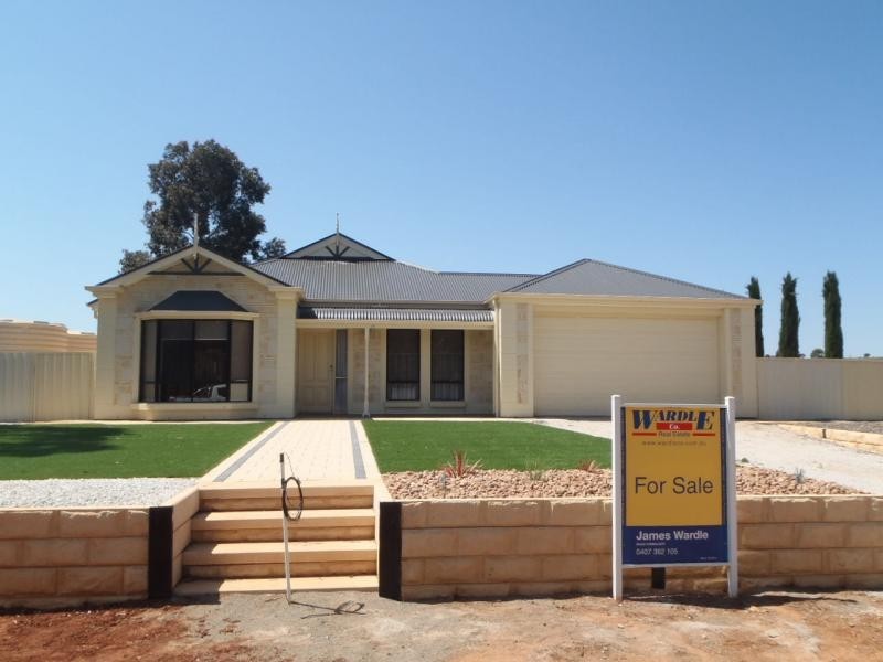 35 Cronin Street, Jamestown SA 5491