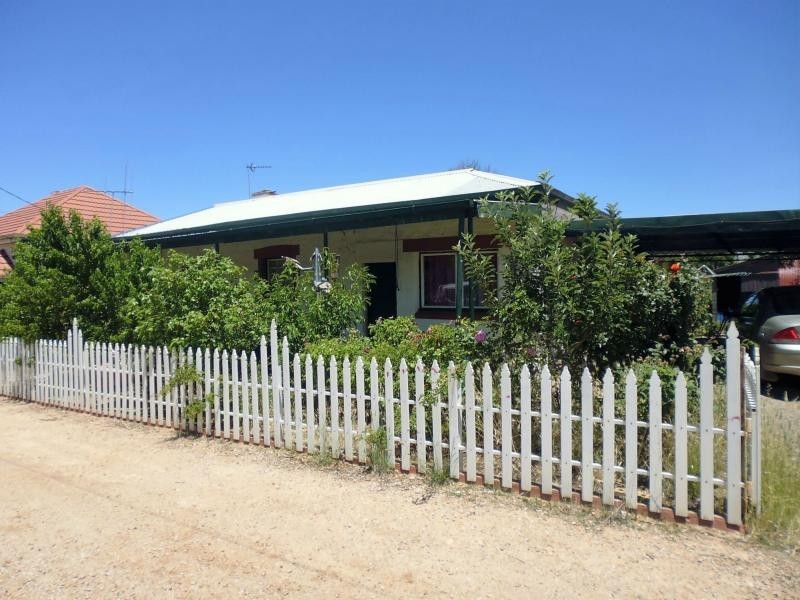 54 Fifth Street, Gladstone SA 5473
