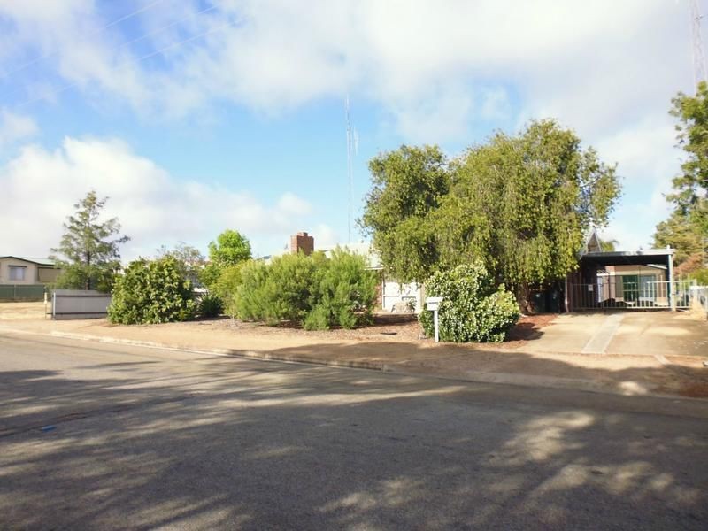 4/6 Casey Street, Port Broughton SA 5522