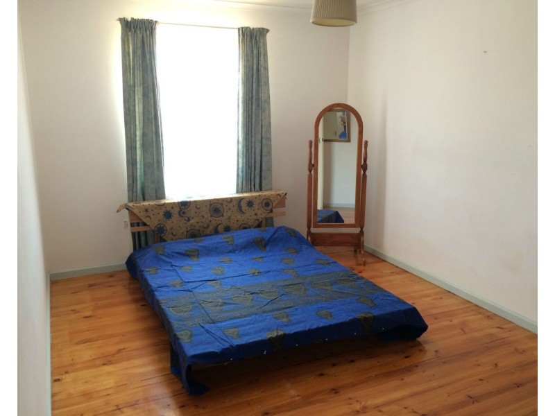 2 East Terrace, Miranda SA 5700