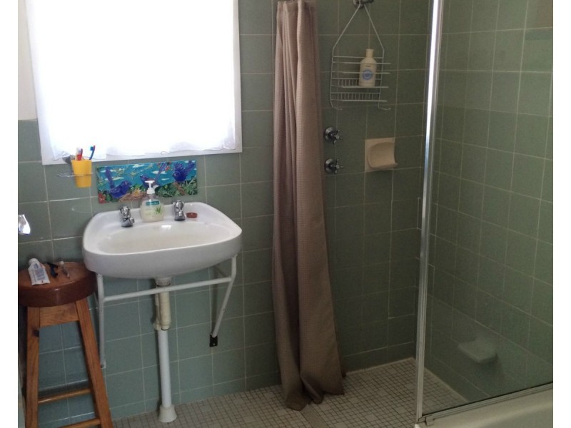 2 East Terrace, Miranda SA 5700
