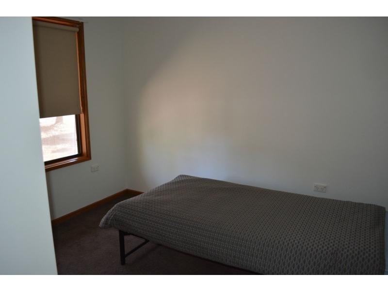 1 Blanche Court, Roxby Downs SA 5725