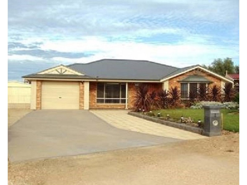 1 Hillview Crescent, Maitland SA 5573