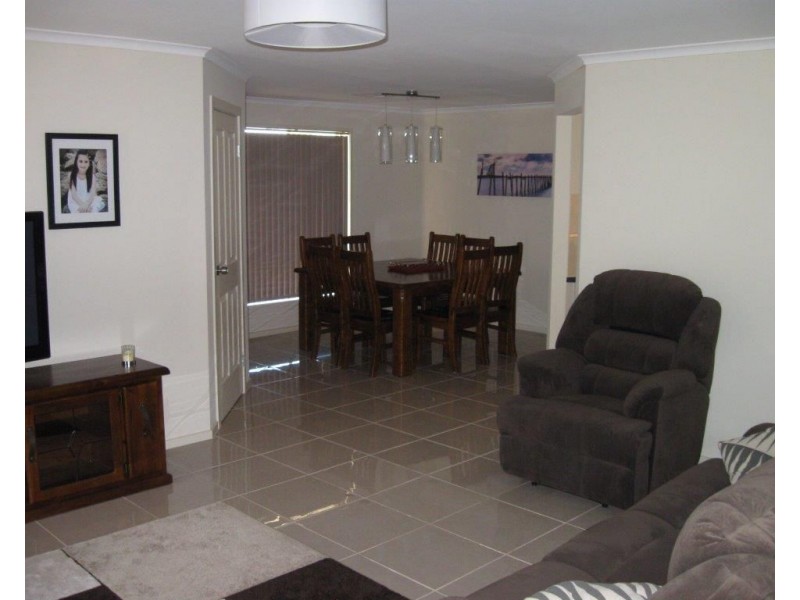 1 Hillview Crescent, Maitland SA 5573