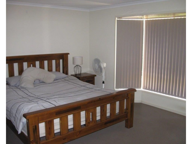1 Hillview Crescent, Maitland SA 5573