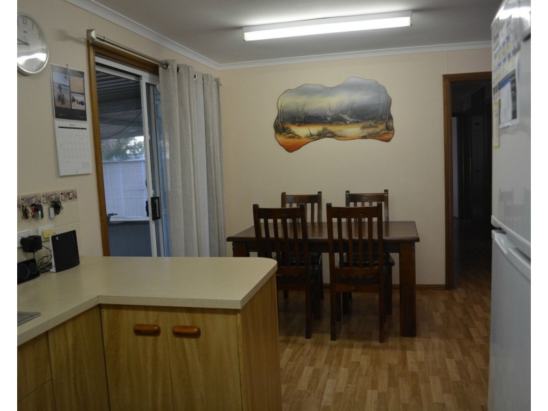 29 Irrapatana Street, Roxby Downs SA 5725