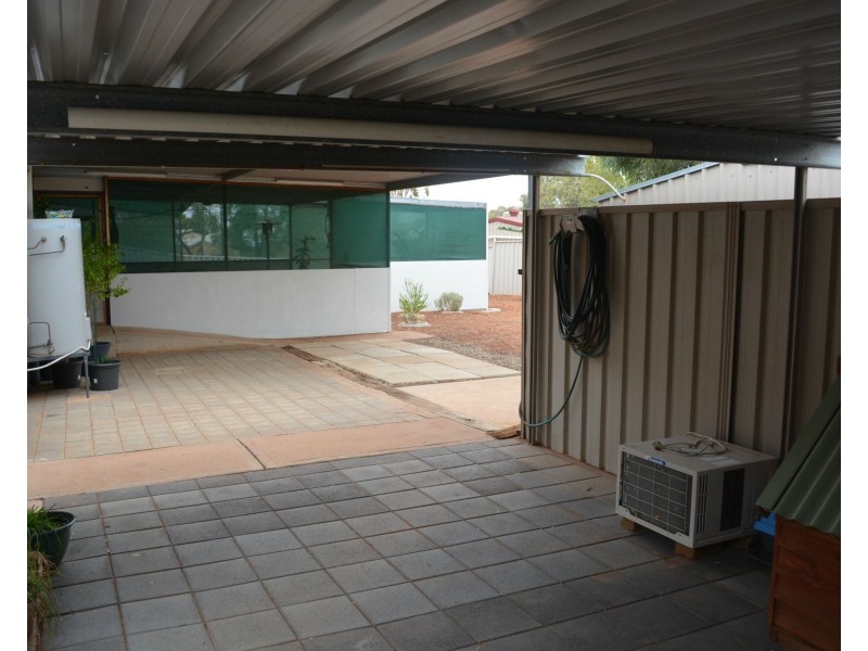 29 Irrapatana Street, Roxby Downs SA 5725