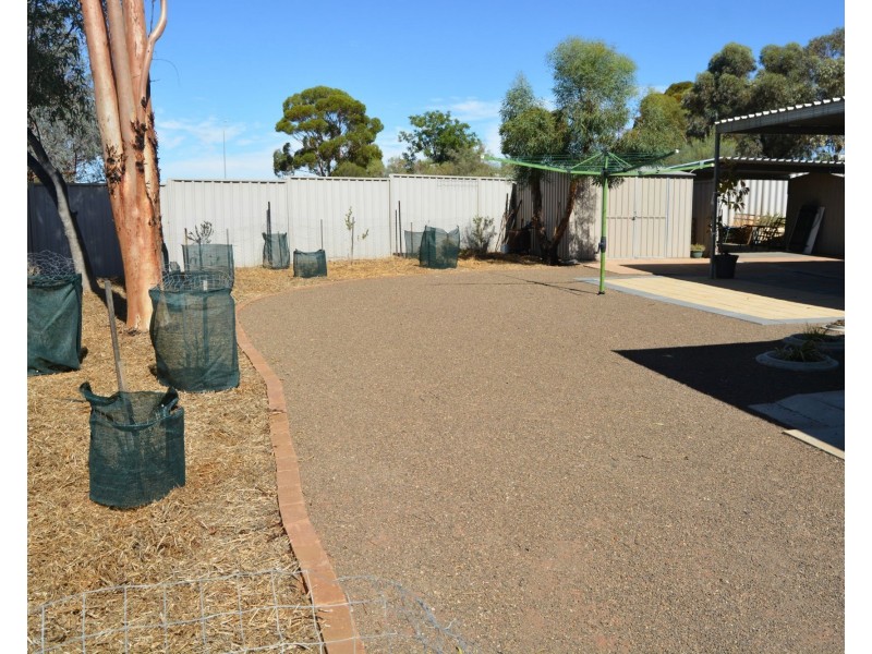 29 Irrapatana Street, Roxby Downs SA 5725