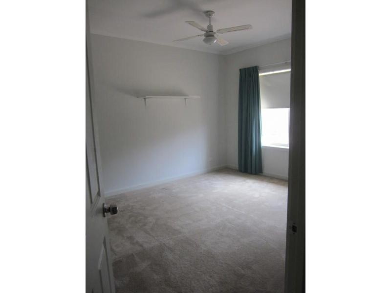 16 Swainsona Street, Roxby Downs SA 5725