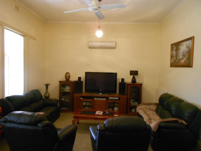 13 King Edward Terrace, Jamestown SA 5491