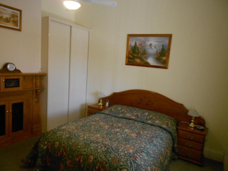 13 King Edward Terrace, Jamestown SA 5491