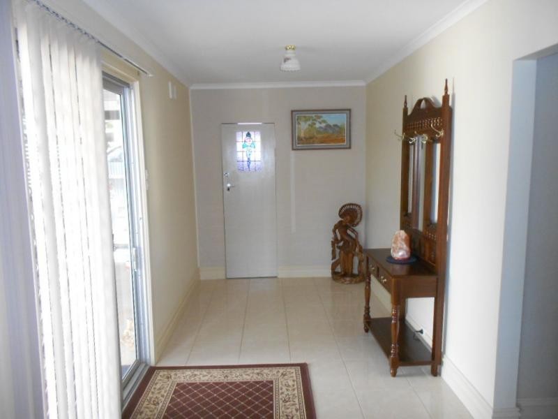 13 King Edward Terrace, Jamestown SA 5491