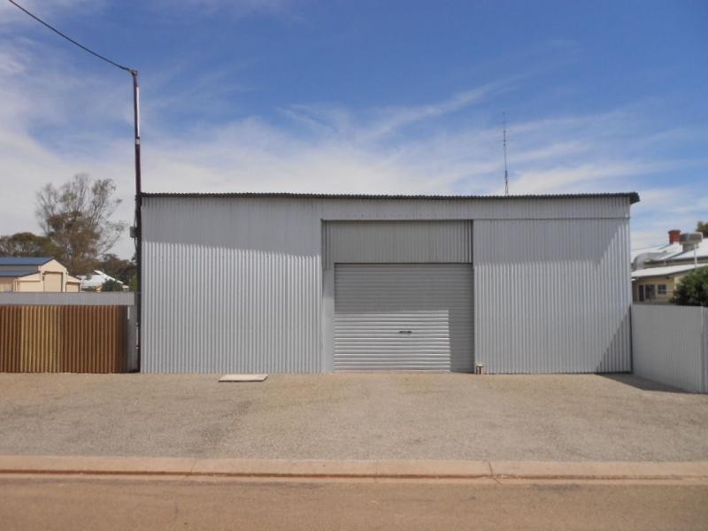 13 King Edward Terrace, Jamestown SA 5491