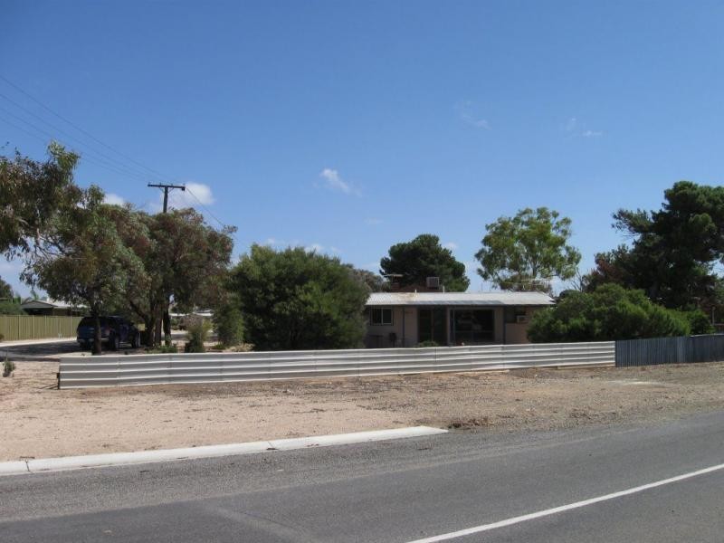 1 Cooper Street, Port Clinton SA 5570