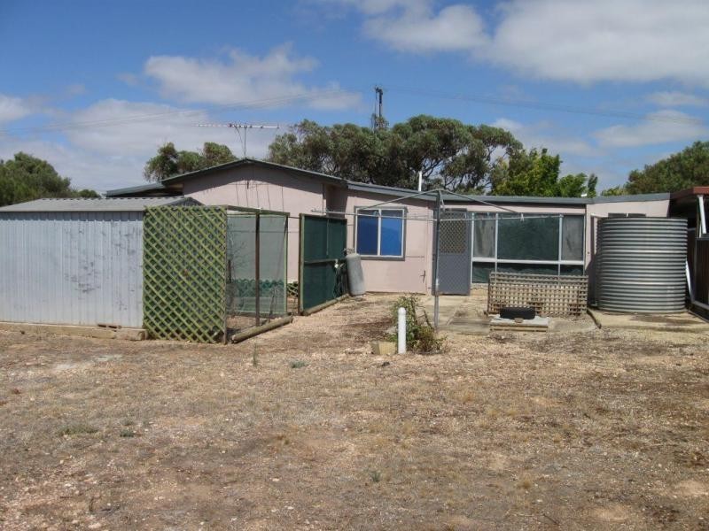 1 Cooper Street, Port Clinton SA 5570