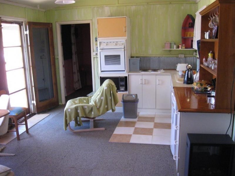 1 Cooper Street, Port Clinton SA 5570