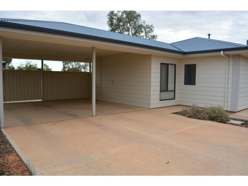 7 Bolami Street, Roxby Downs SA 5725