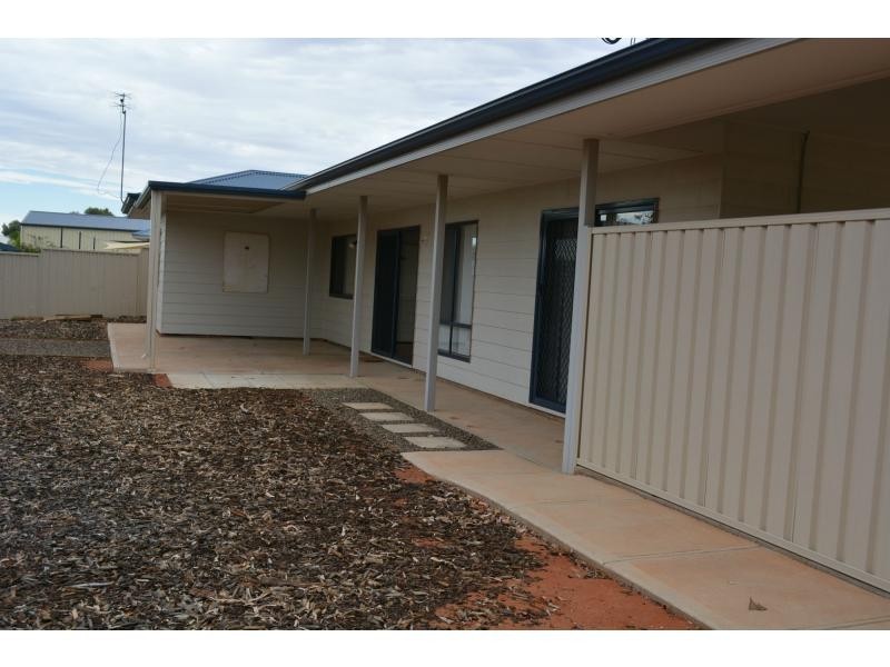 7 Bolami Street, Roxby Downs SA 5725
