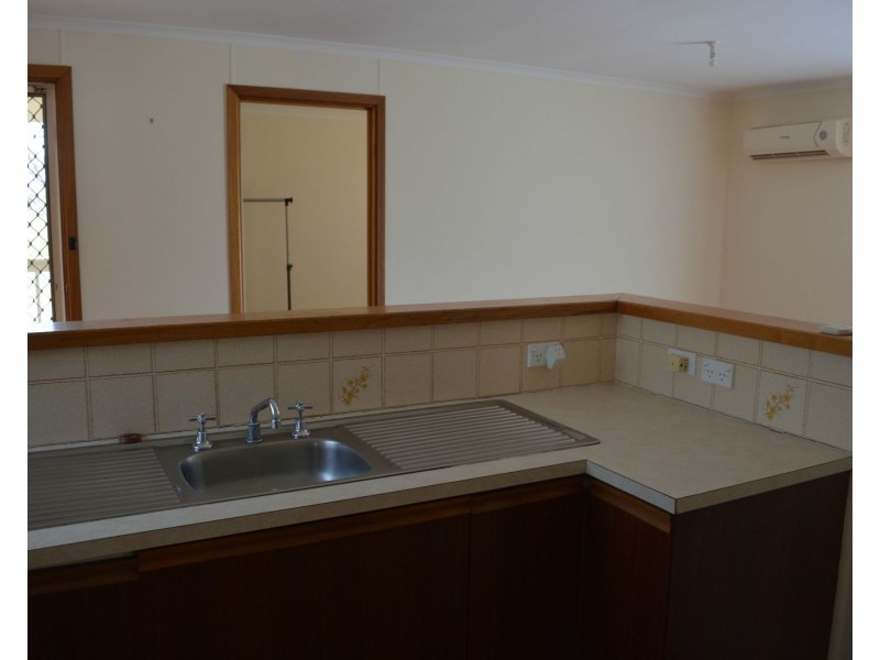 92a Axehead Road, Roxby Downs SA 5725