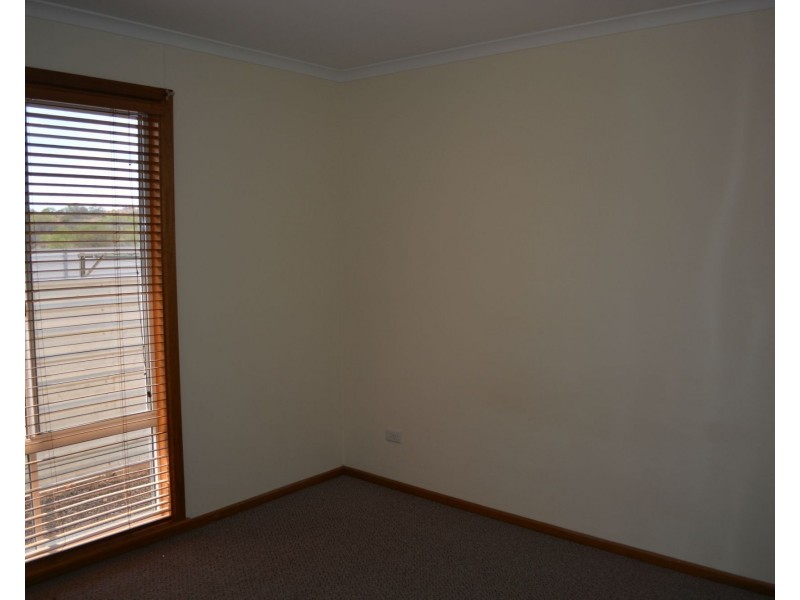 92a Axehead Road, Roxby Downs SA 5725