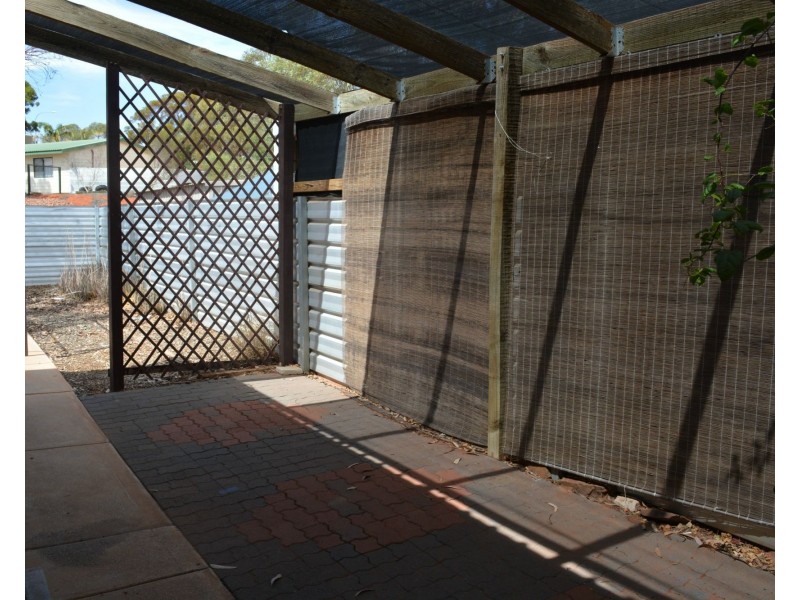 92a Axehead Road, Roxby Downs SA 5725