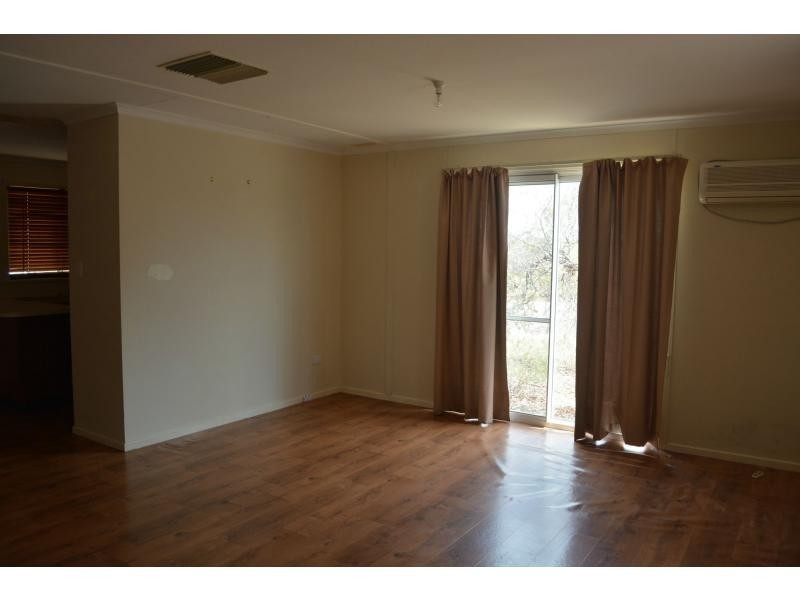 92b Axehead Road, Roxby Downs SA 5725