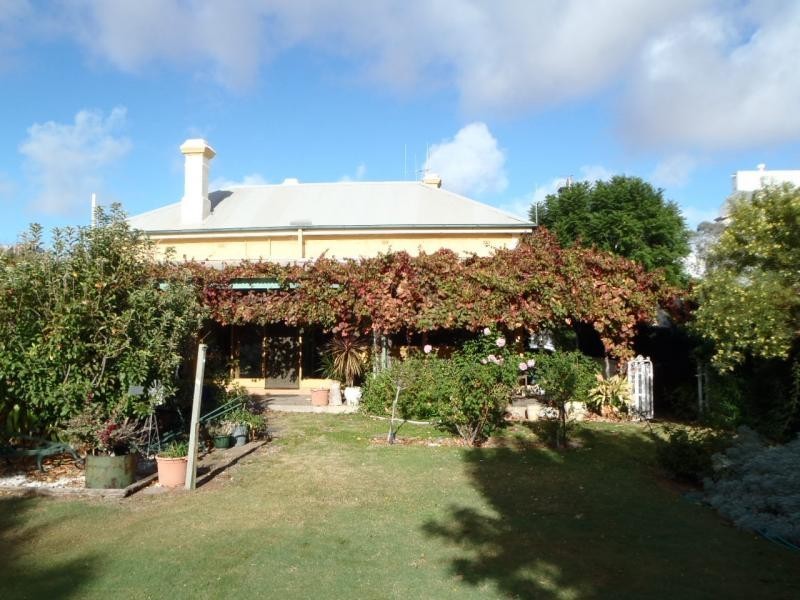 81 Railway Terrace, Crystal Brook SA 5523