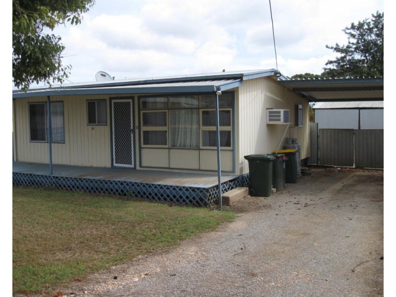 32 Caroline Street, Maitland SA 5573