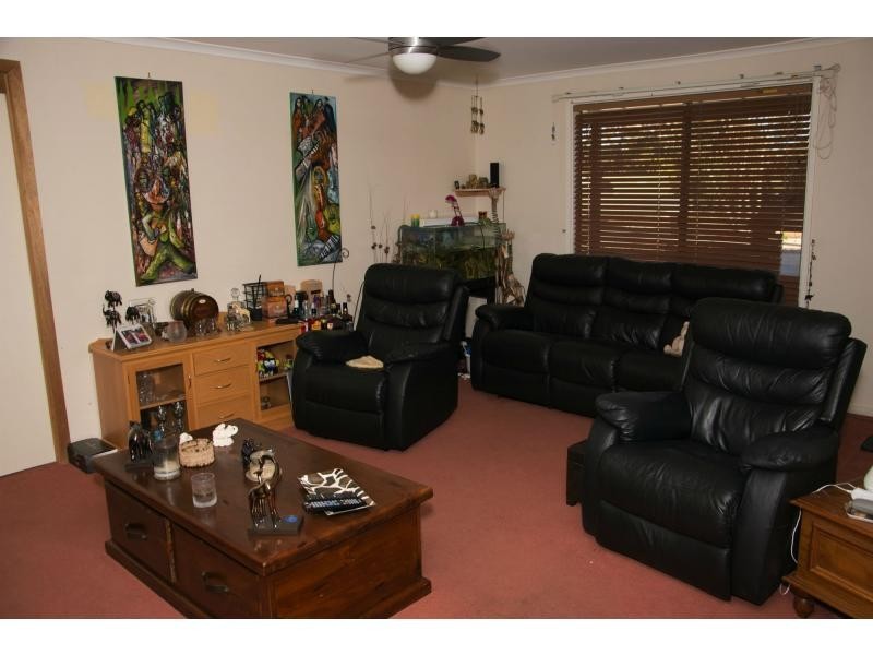16 Wangianna Street, Roxby Downs SA 5725