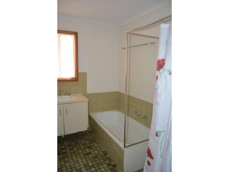 30 OLYMPIC Way, Roxby Downs SA 5725