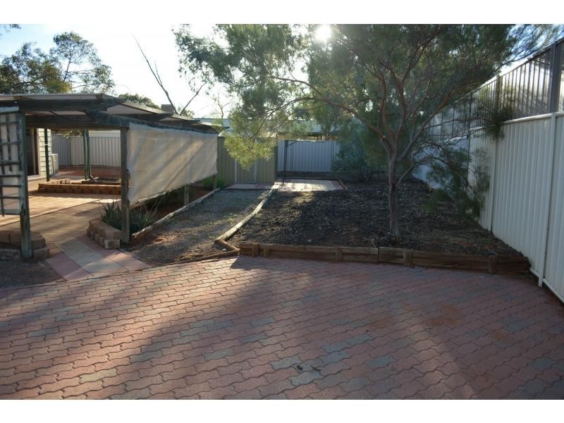 30 OLYMPIC Way, Roxby Downs SA 5725