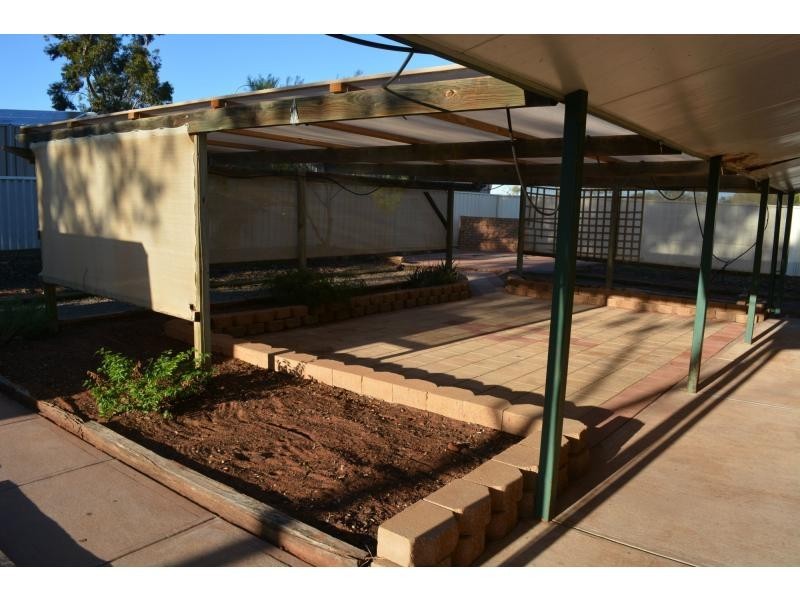30 OLYMPIC Way, Roxby Downs SA 5725