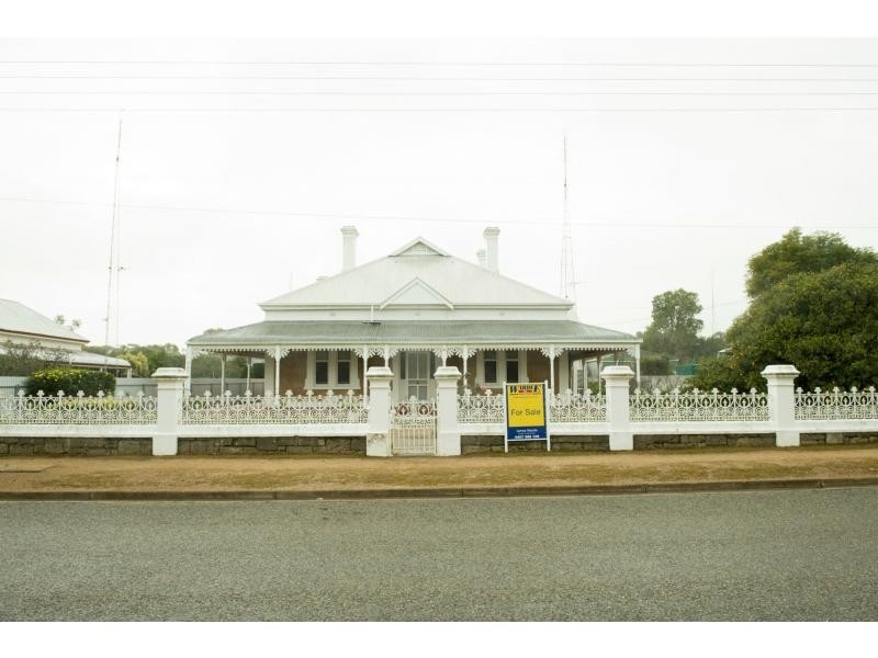 83 Railway Terrace, Crystal Brook SA 5523